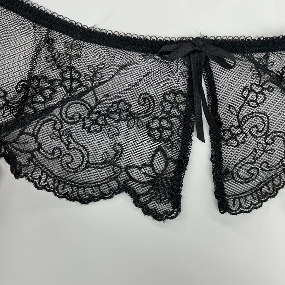 French Style Lingerie | La Senza Embroidery and Mesh Thong | Size M | Black - Picture 5 of 6